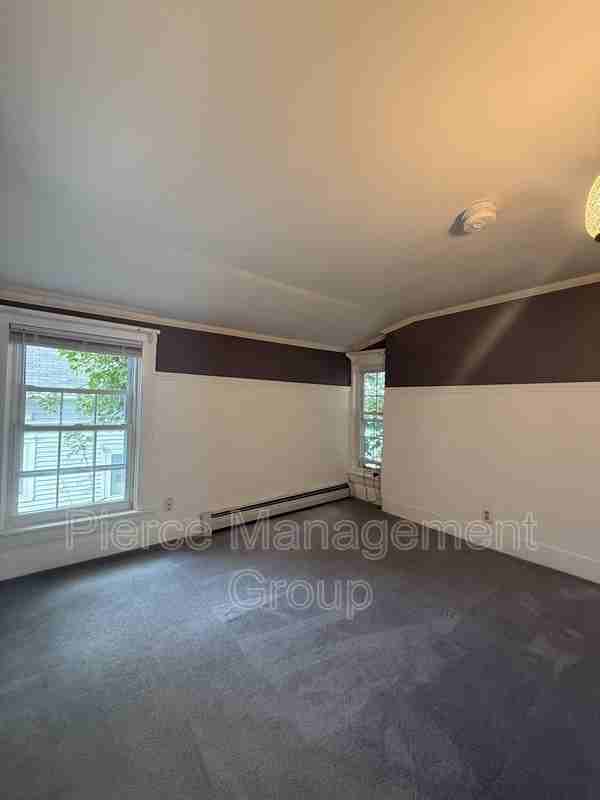 S Spring St - Photo 4 of 11