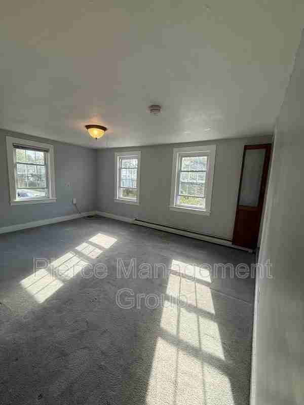 S Spring St - Photo 5 of 11