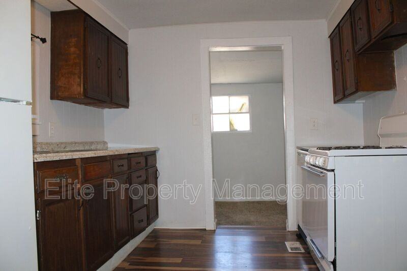 1010 West St - Photo 7 of 14