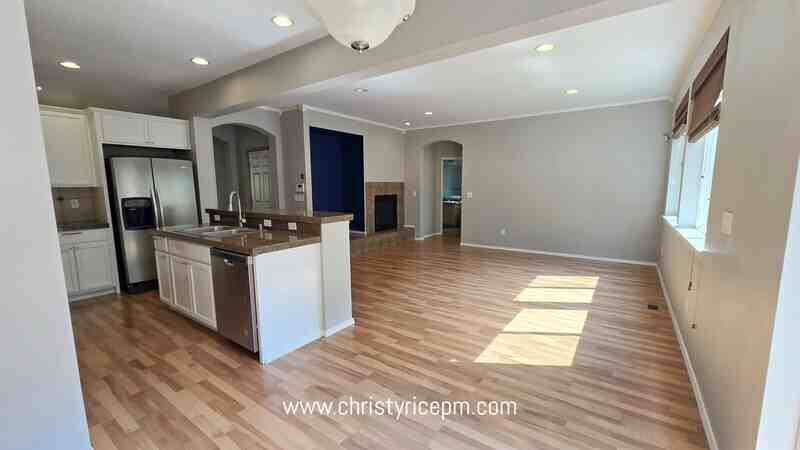 12857 Ne 200th Pl - Photo 3 of 19