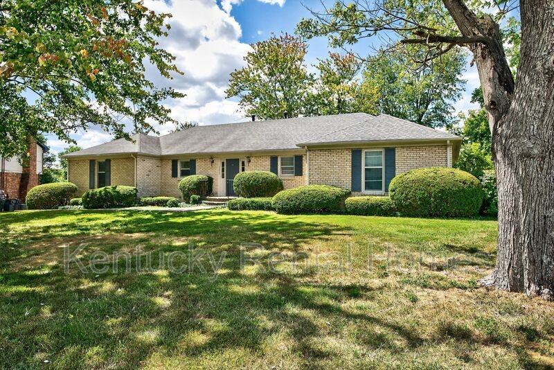 3335 Wood Valley Ct - Photo 2 of 26