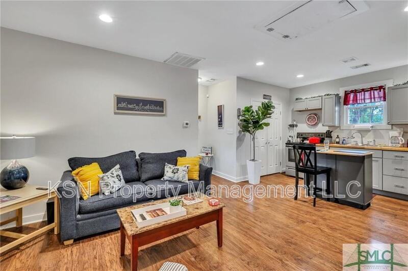 21 W 60th St #B - Photo 5 of 22