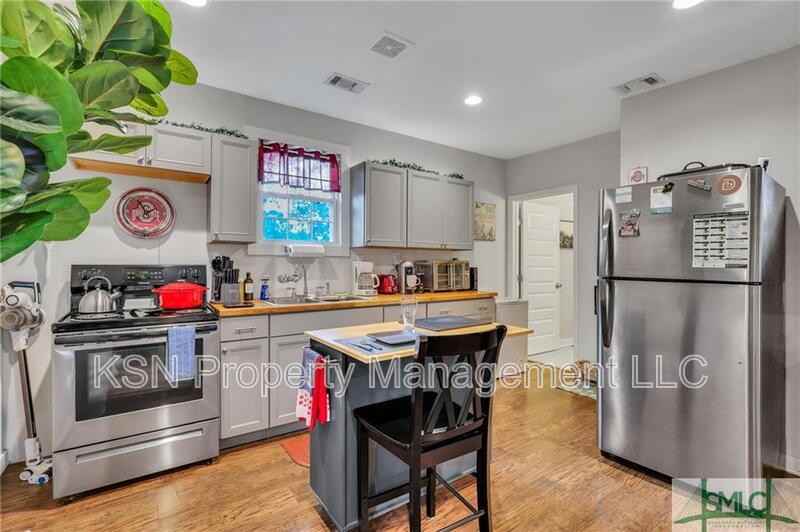 21 W 60th St #B - Photo 7 of 22