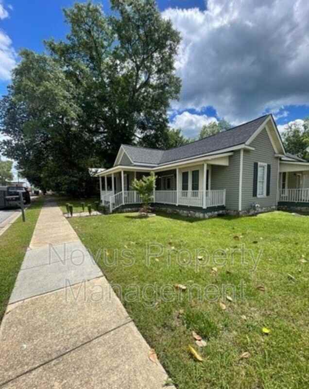 102 W Lipham St - Photo 2 of 8