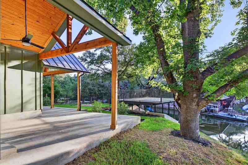 308 Mountain View Drive - Photo 3 of 30