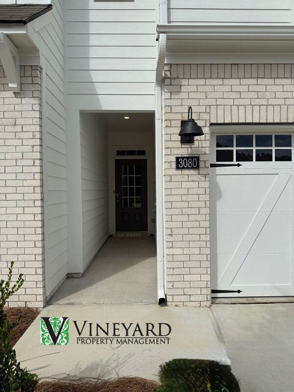 3080 Yellowhammer Dr - Photo 3 of 34