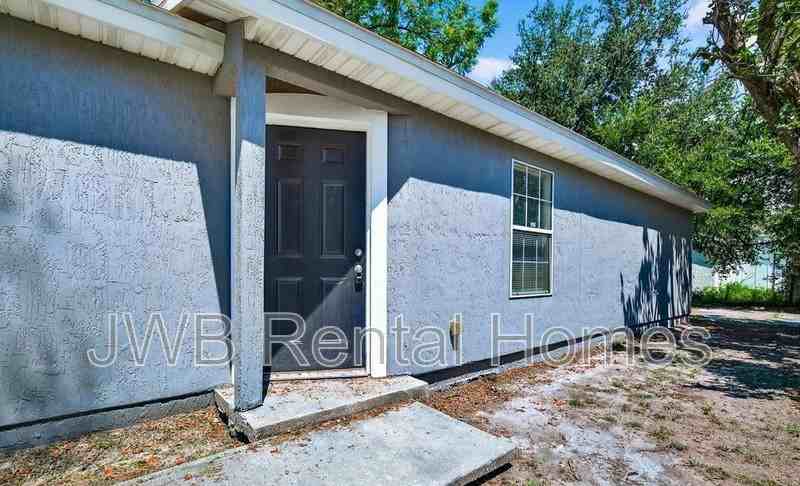 4225 Morrison St - Photo 6 of 31