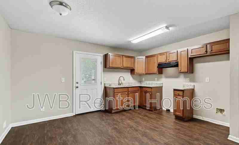 4225 Morrison St - Photo 7 of 31