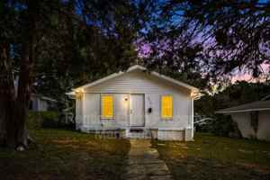 featured image of 2313 20th St N