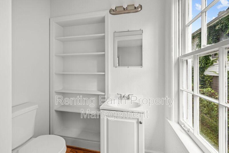 905 7th St W - Photo 5 of 16