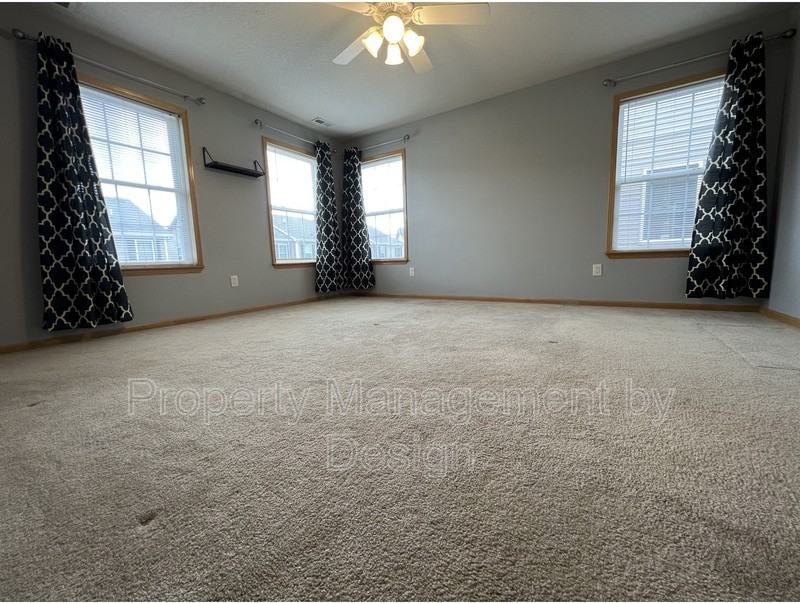4536 Ne Mcdougal Ln - Photo 5 of 10