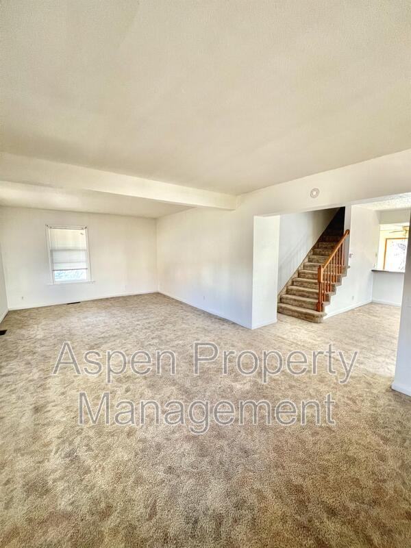 1313 Division St #1315 - Photo 4 of 14