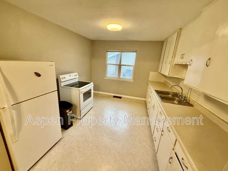 516 South St #6 - Photo 5 of 5