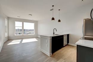 For Rent: Modern Urban Living at 115 W Hamburg – Your Ideal City Retreat Awaits! - Photo 1 of 1