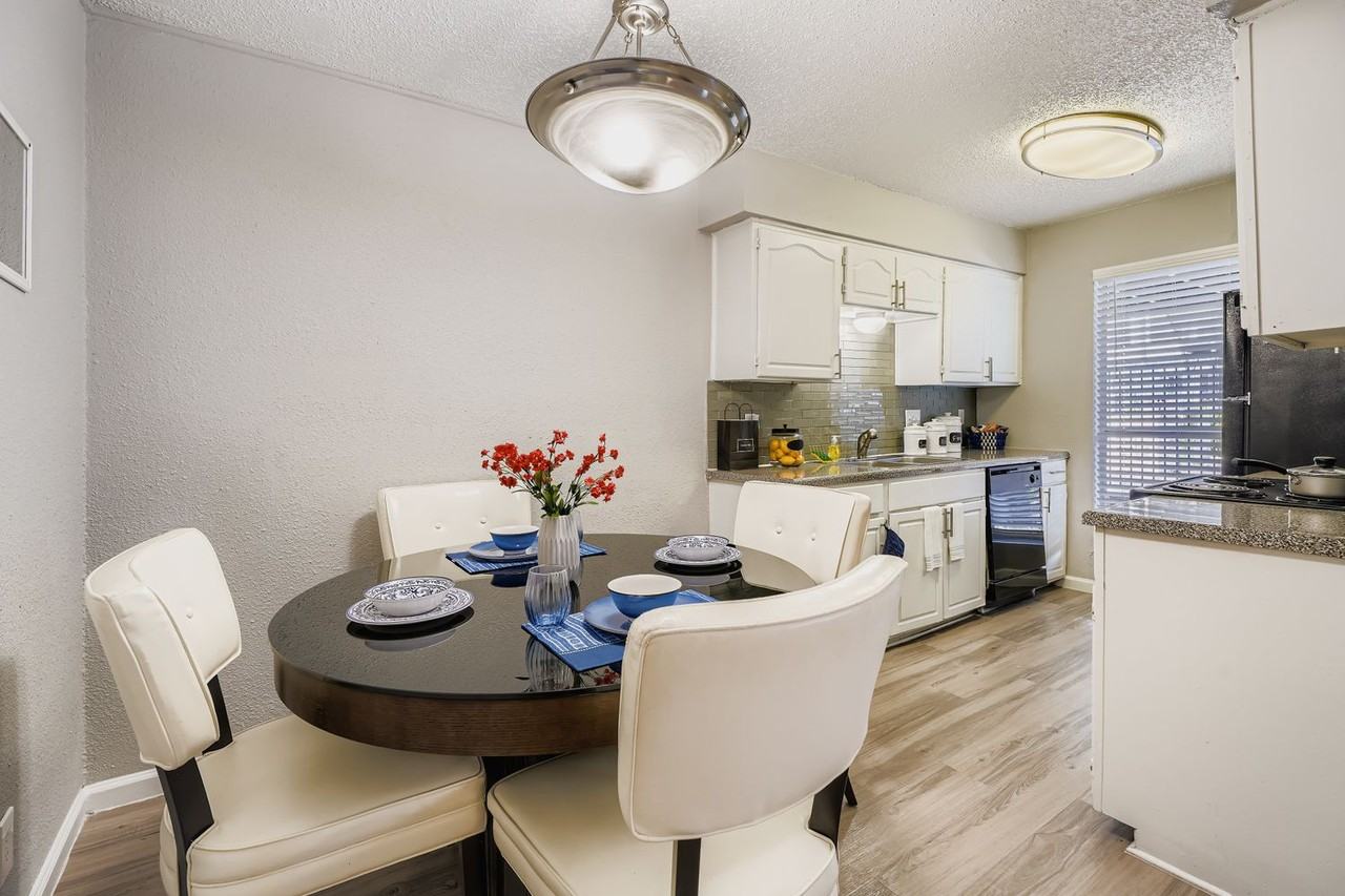 South Shore - Photo 5 of 28