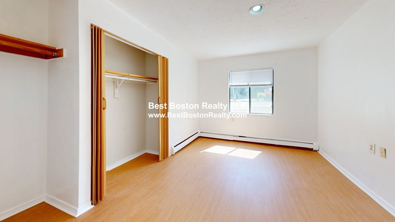 100 Fellsview Ter #101A - Photo 6 of 16