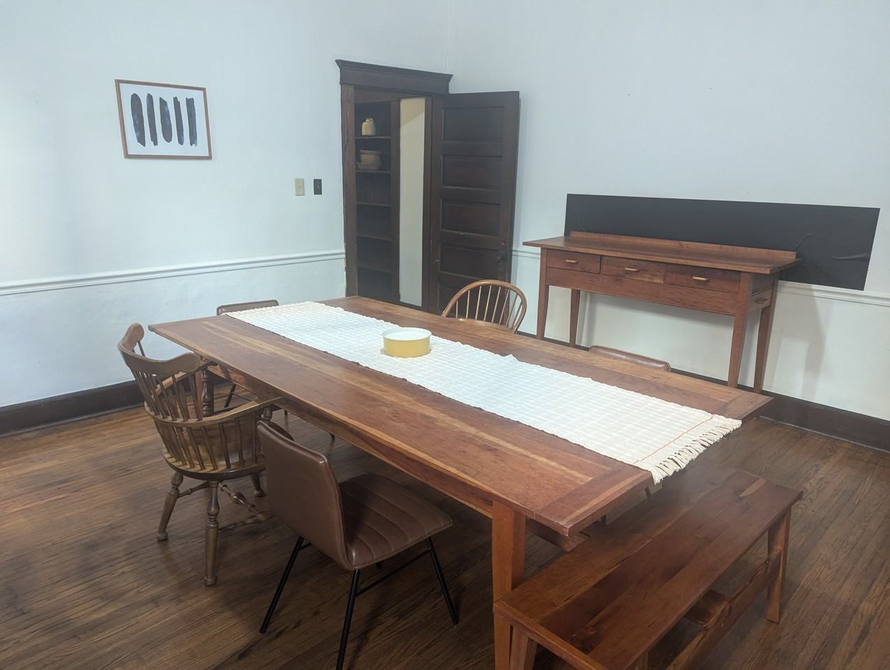 17 E Powell Ave #17 - Photo 2 of 33