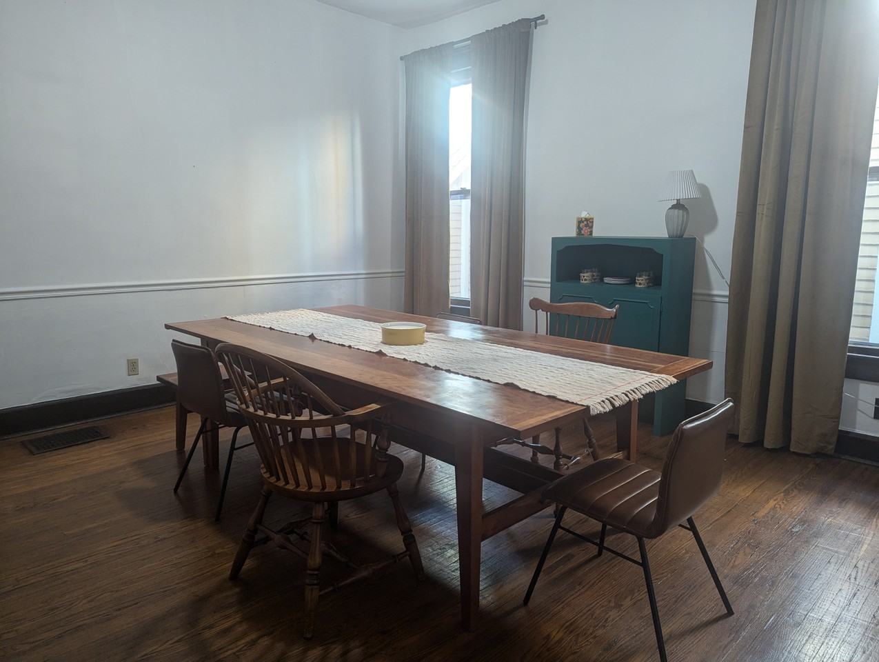 17 E Powell Ave #17 - Photo 3 of 33