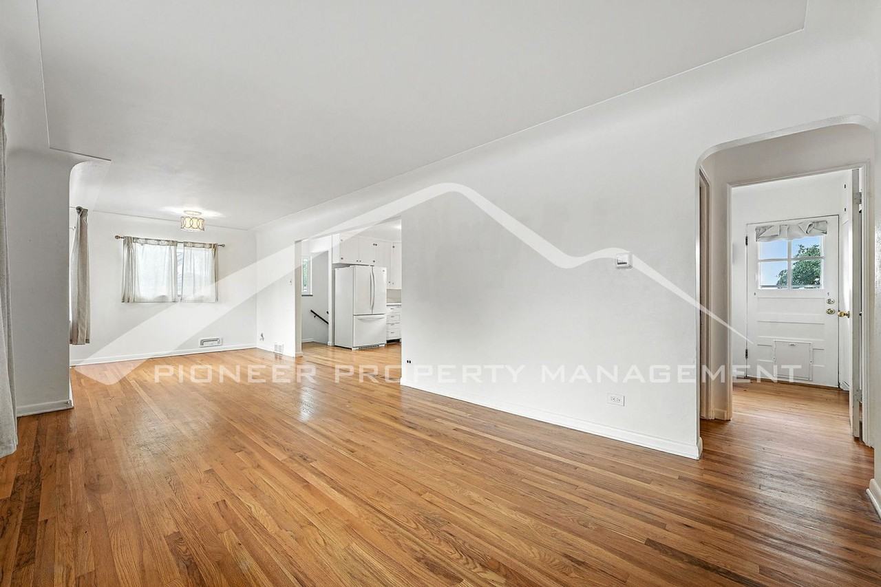 2425 N Raleigh St - Photo 3 of 26