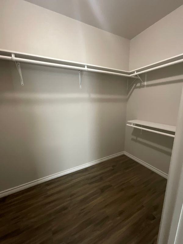 128 White Ln - Photo 3 of 7