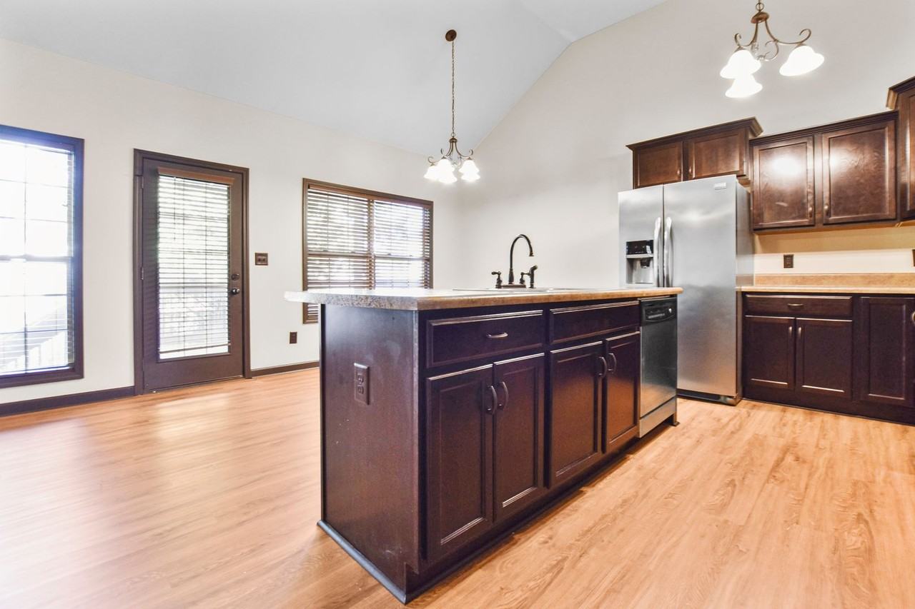 3736 Suiter Rd - Photo 7 of 20