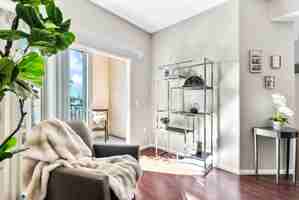 featured image of 8654 Sunland Blvd