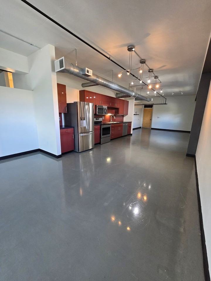 201 Arno St Ne #204 - Photo 2 of 33