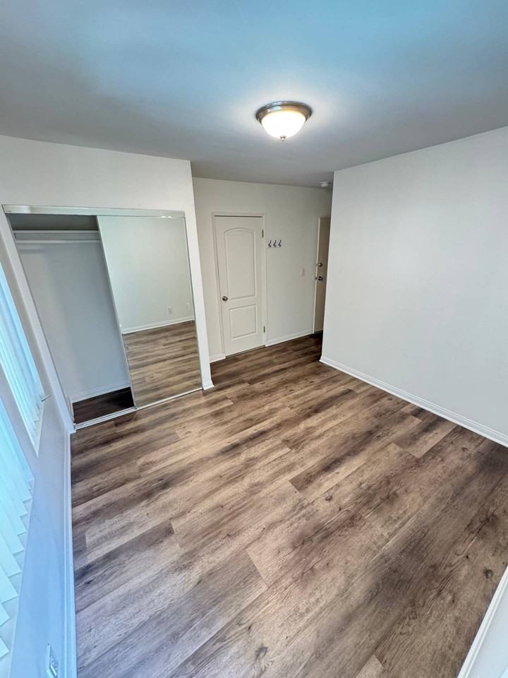 2116 1/2 E Cesar E Chavez Ave #1 - Photo 6 of 9