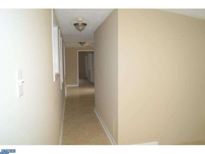 8 Chartwell Rd - Photo 3 of 4