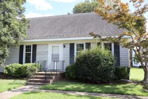 featured image of 2232 Nash Pl N