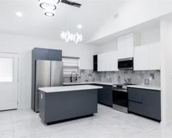 featured image of 700 Dianne St