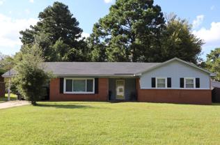 1605 Dartmore Dr N - Photo 1 of 1