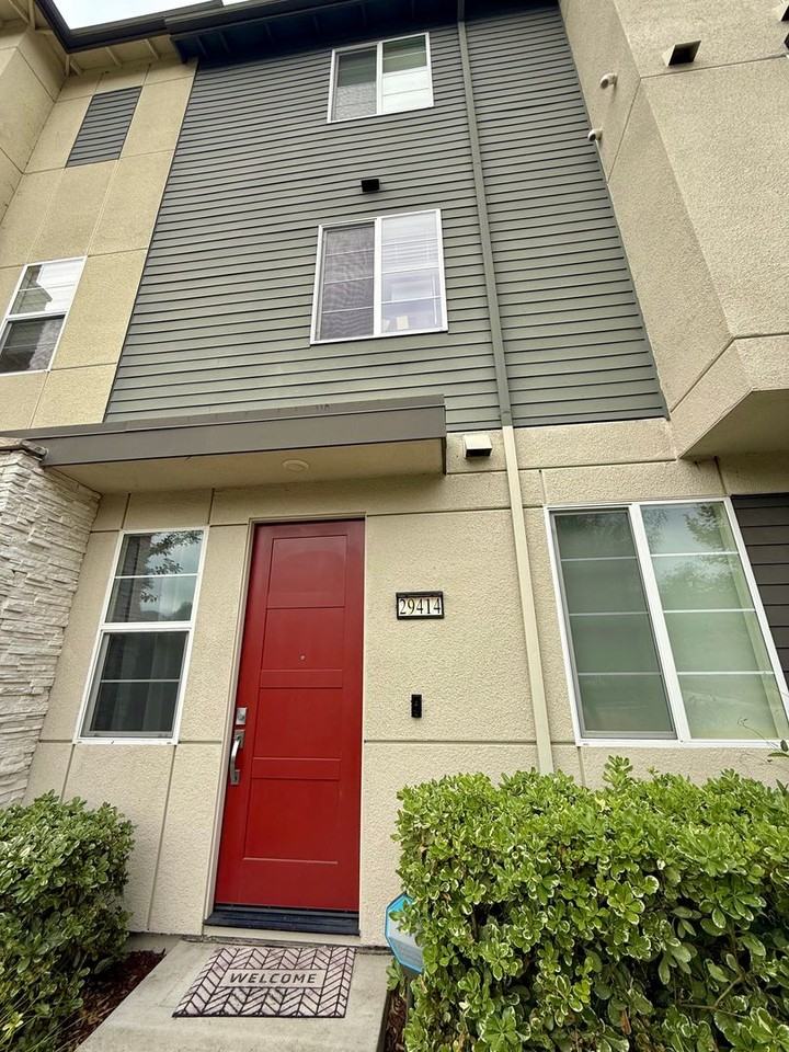 29414 Urbia Way - Photo 2 of 21