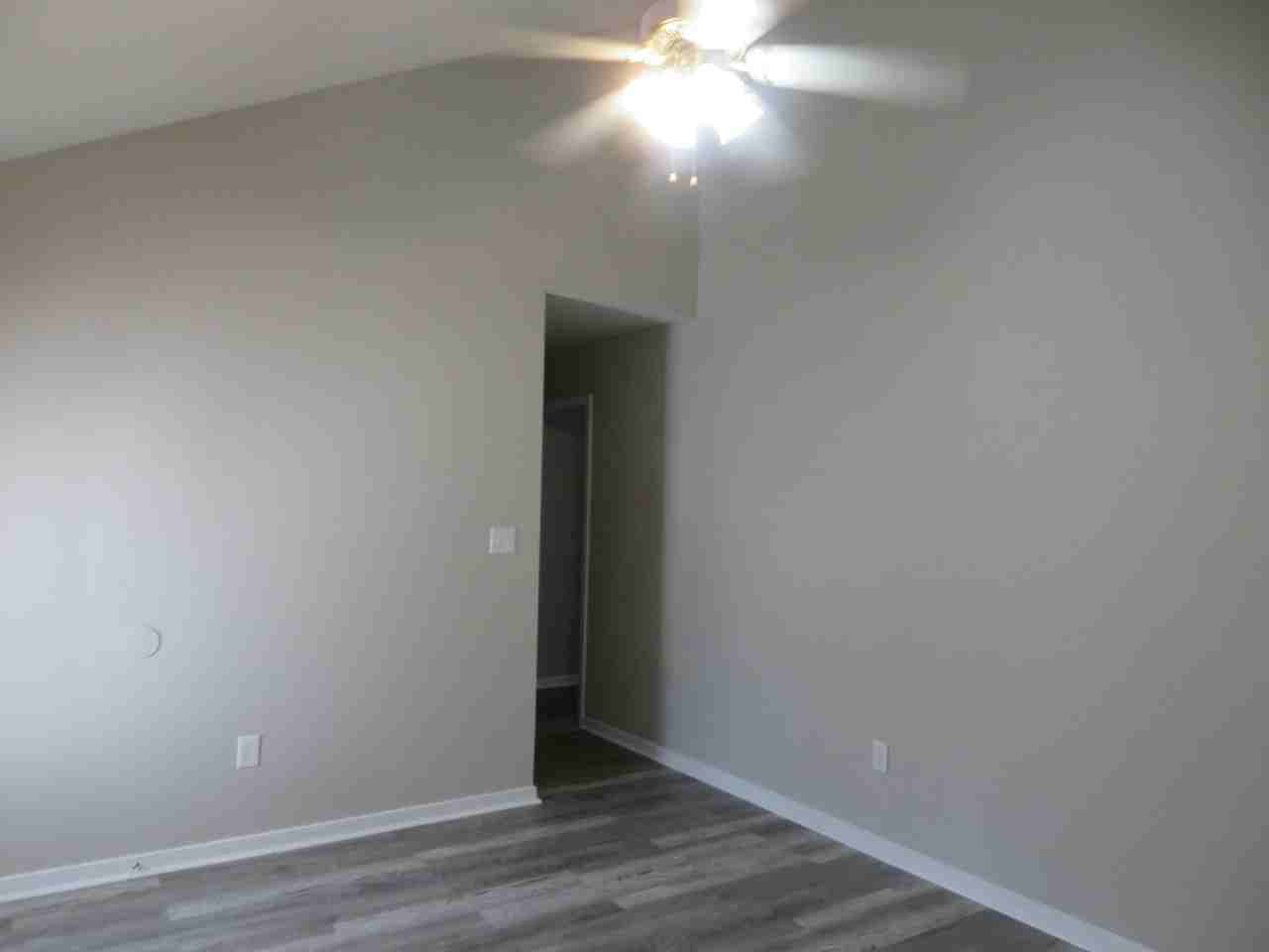 124 Richland Rd - Photo 2 of 41