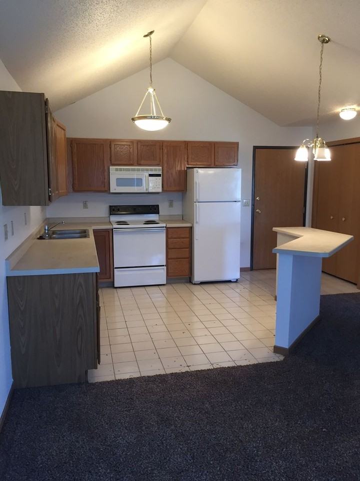 4902 16th Ave S - Photo 4 of 22