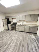 639 North Kenwood Avenue - Photo 1 of 1