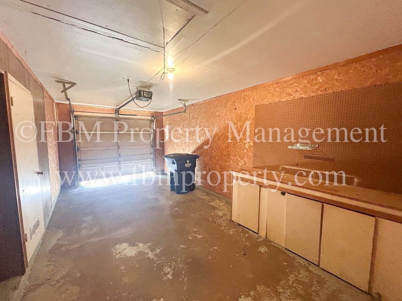 1224 W Burnett St - Photo 3 of 20
