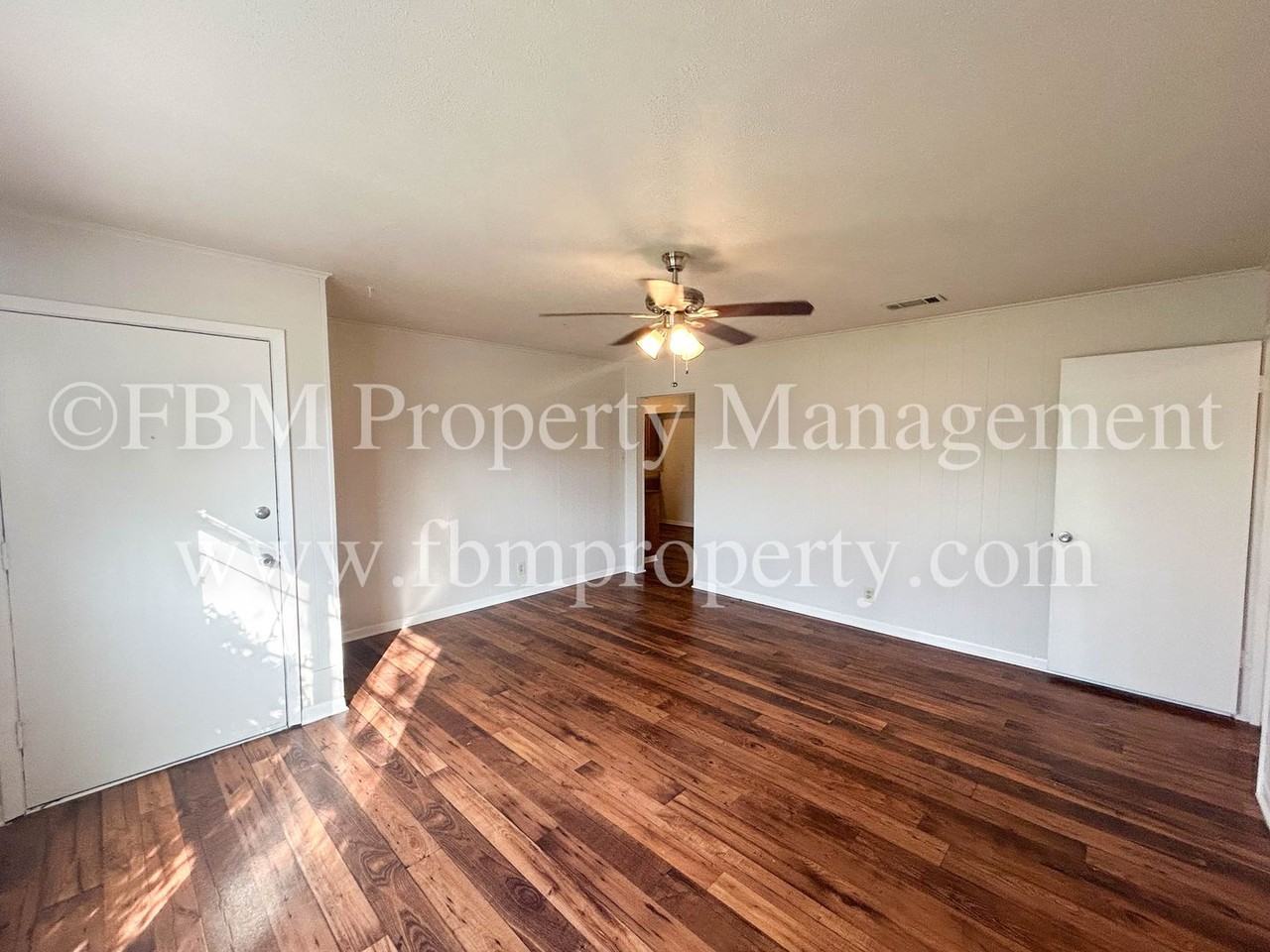 1224 W Burnett St - Photo 5 of 20