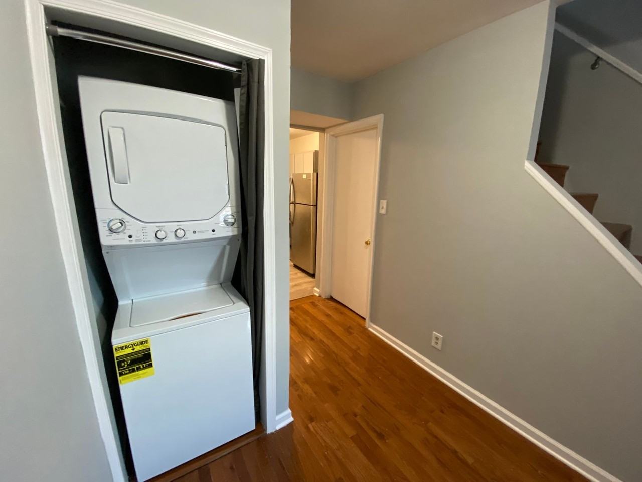 437 Orchard St - Photo 3 of 15