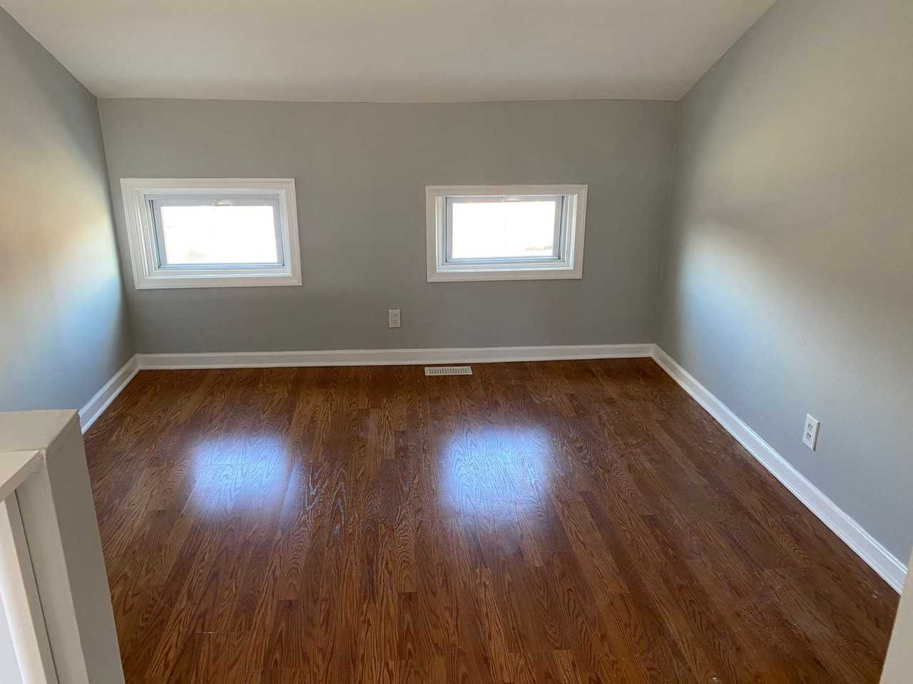 437 Orchard St - Photo 6 of 15