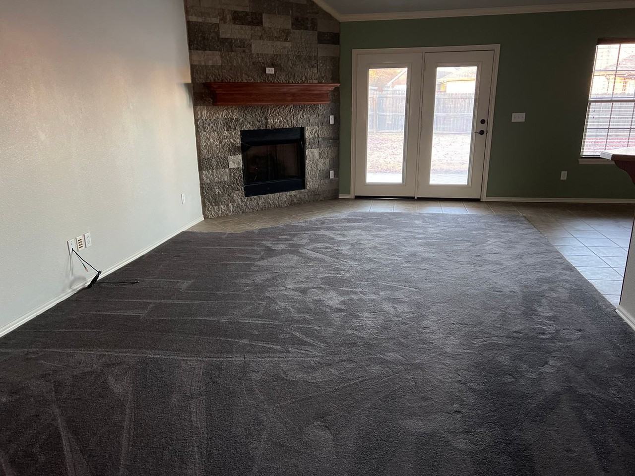684 Meadows Cir - Photo 2 of 15