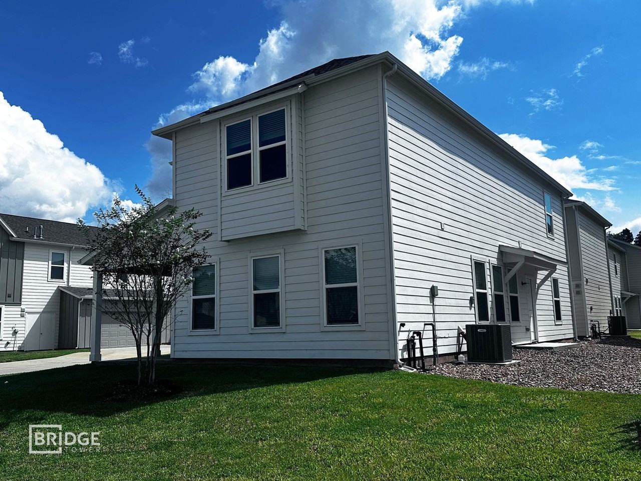 350 Huisache St - Photo 2 of 13