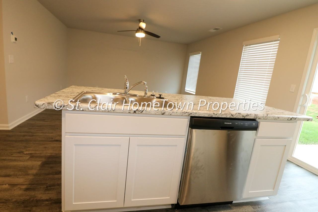 251 251 Driftwood Lane - Photo 7 of 36