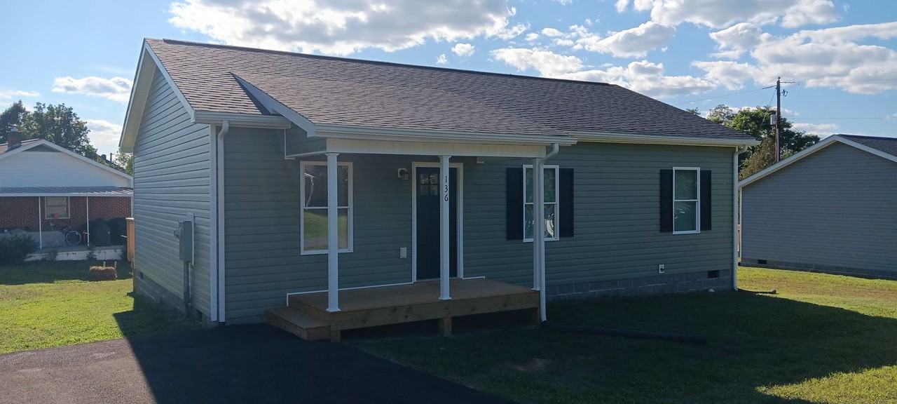 136 Ziegler Ave - Photo 3 of 25