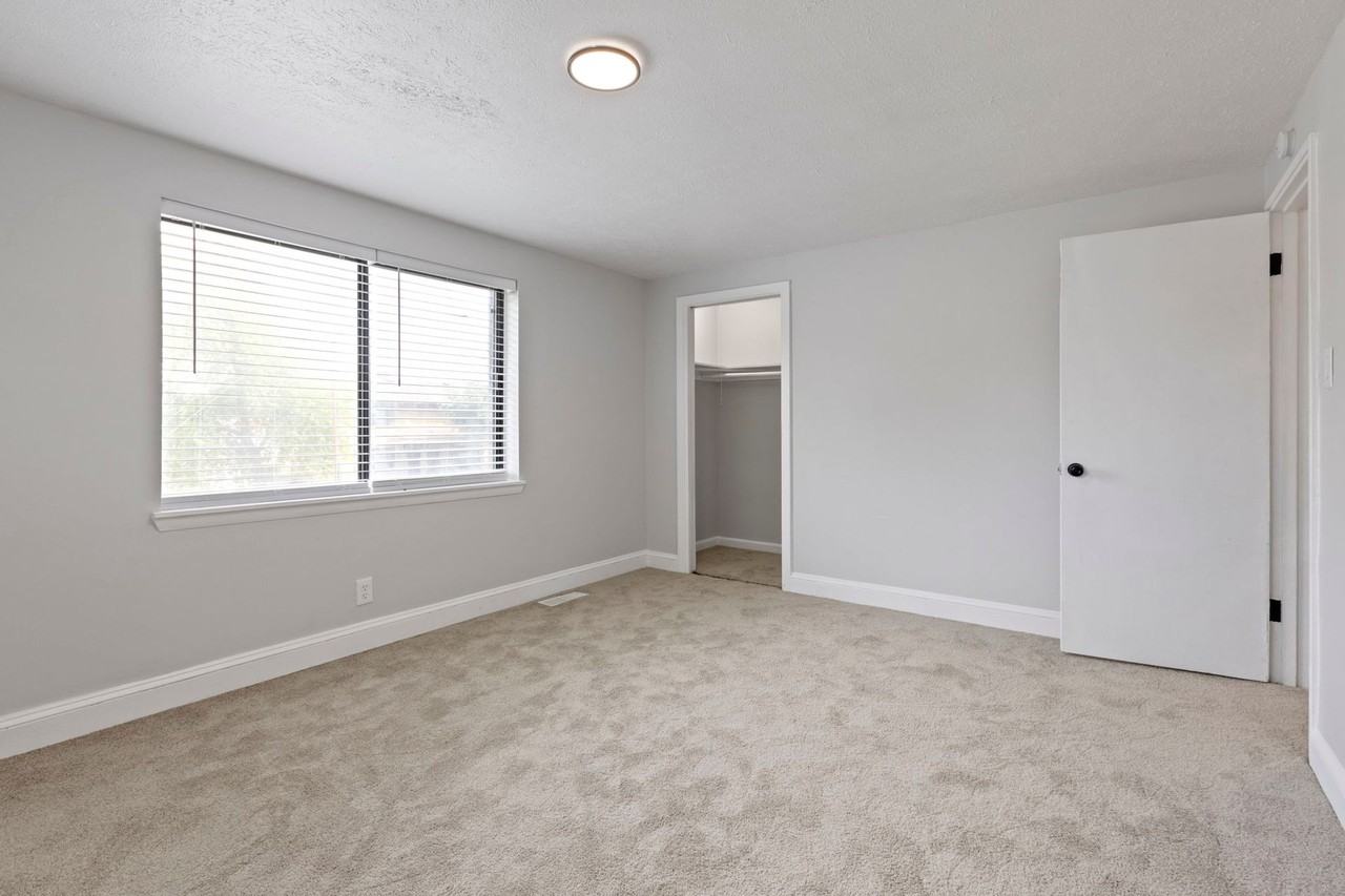 The Vistas Apartment Homes - Photo 7 of 46