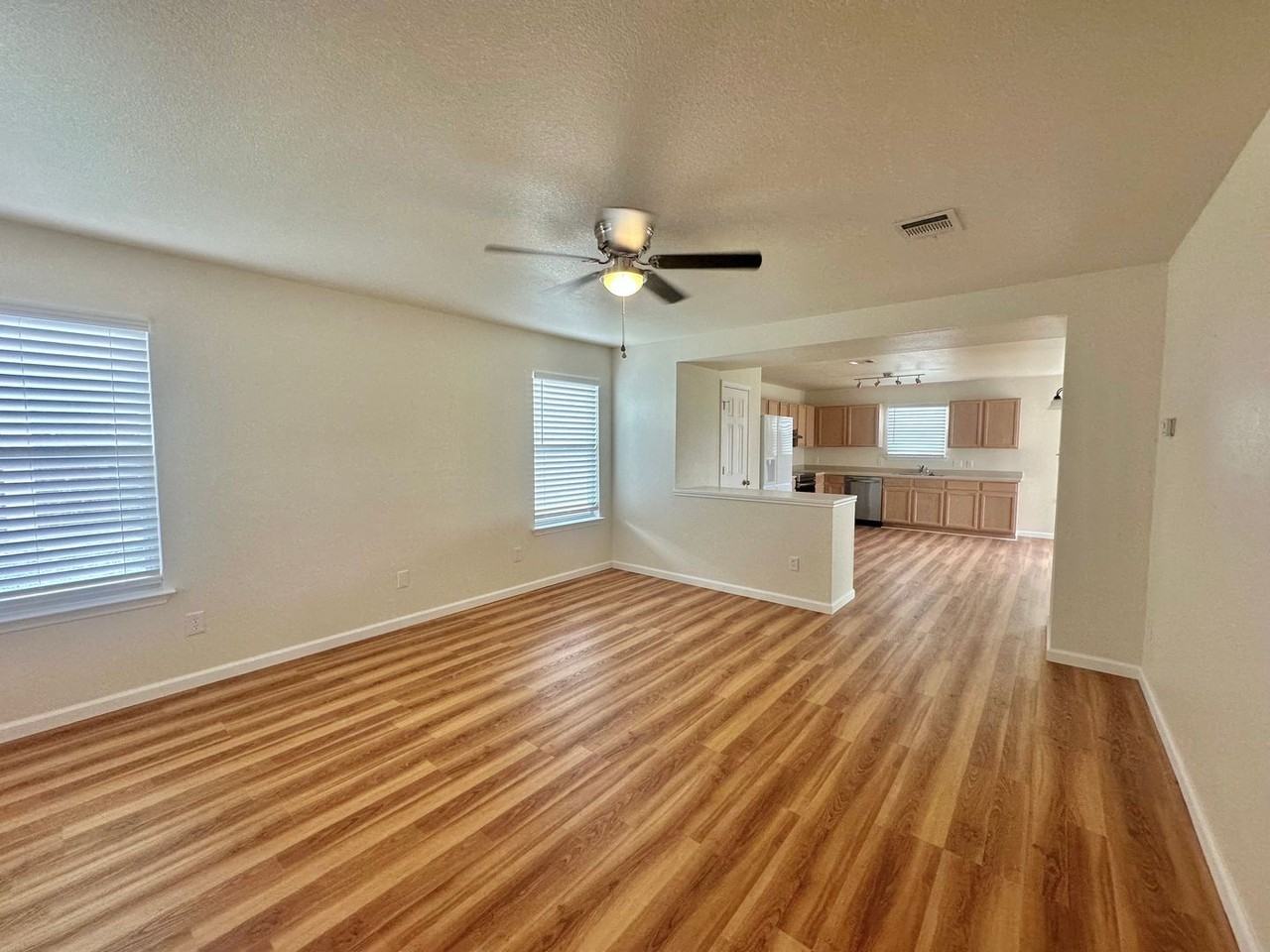 2007 Olin Cove - Photo 3 of 17