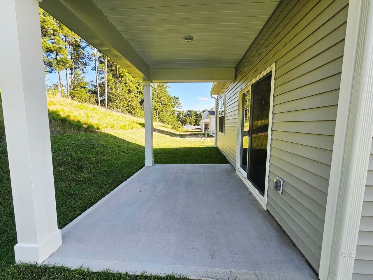 682 Union St - Photo 4 of 26