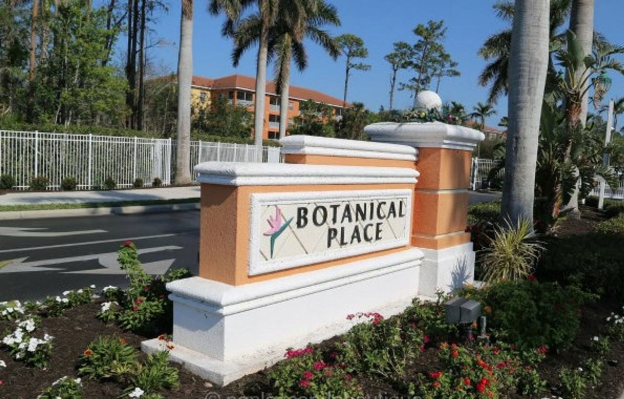 4430 Botanical Place Cir #303 - Photo 4 of 22