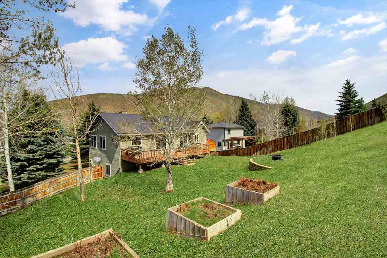 150 Sunrise Ranch Rd - Photo 3 of 21