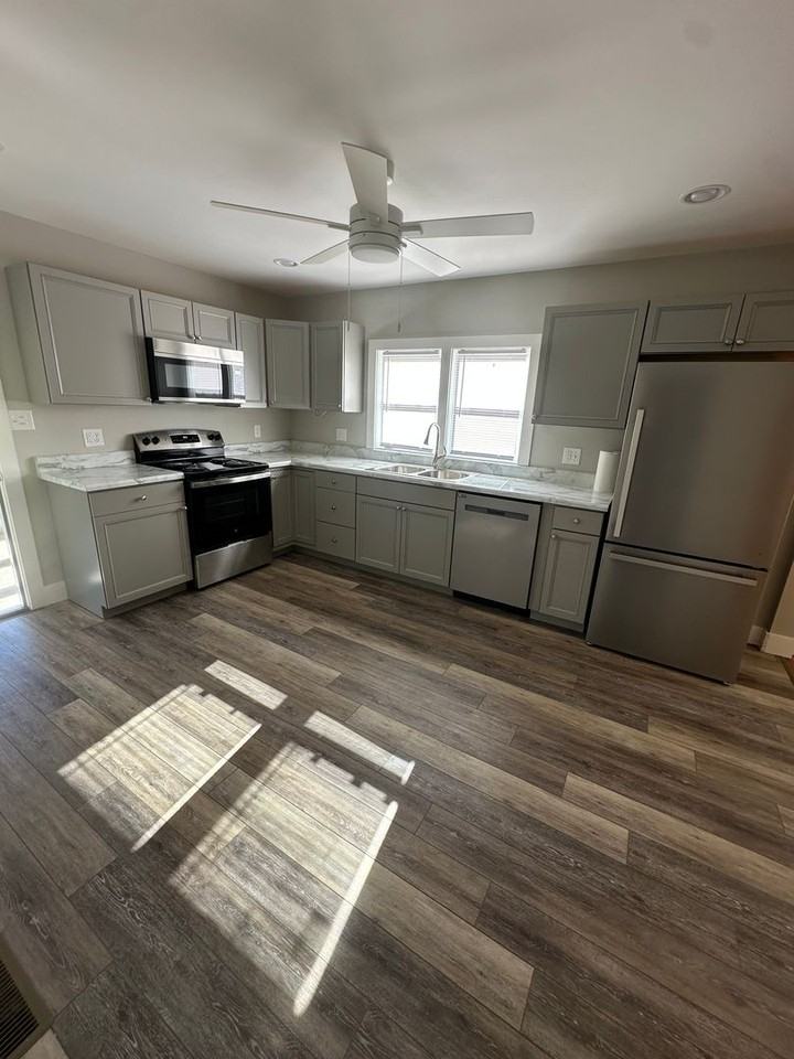 3731 N Lee Hwy - Photo 6 of 23